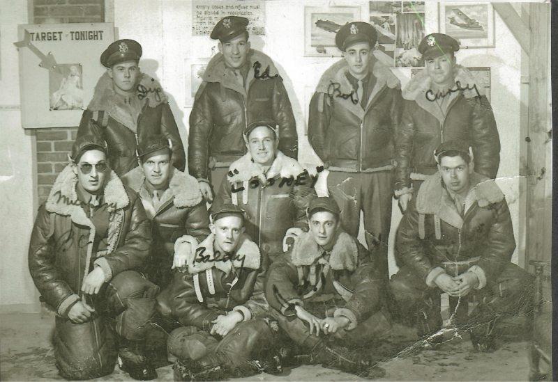 B17 F QE*Z 42-30389 Dear Mom crashed at Lummen on 17-8-1943