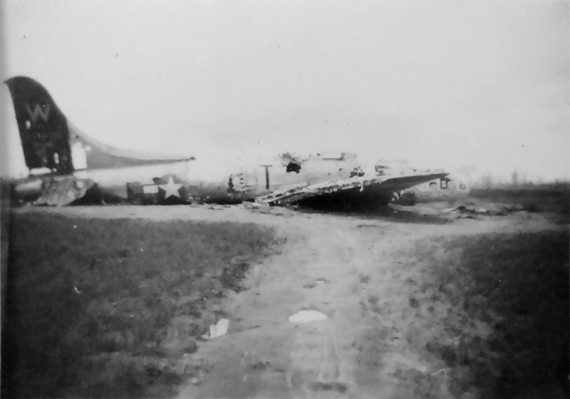 B-17 lost at Velswijk (8 km N Doetichem) on 26-11-1944 (SGLO ref: T4728)