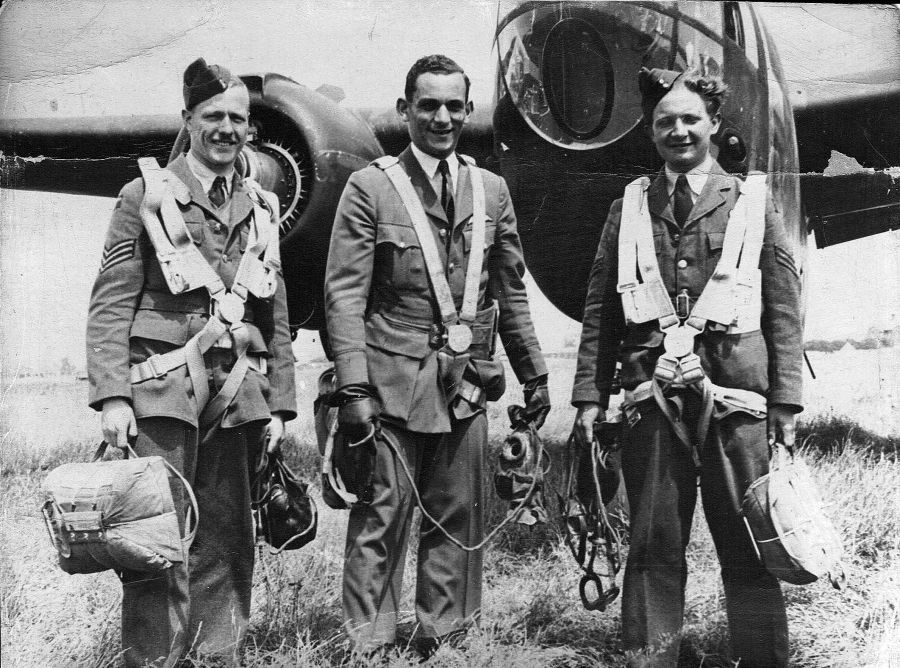 Flight of Boston III W8351 and Flight Lieutenant A J Love on 1942-04-03