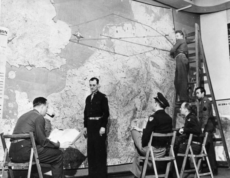 1944-02-16 Preparing the landing | RAF bombing