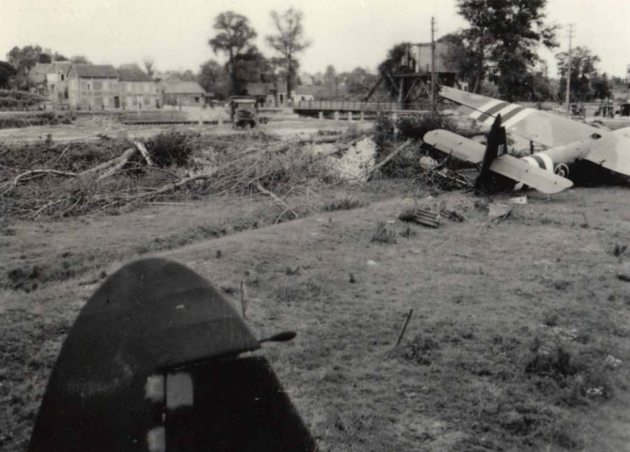 1944-06-06 00:20 D-day | Raid on Pegasus Bridge