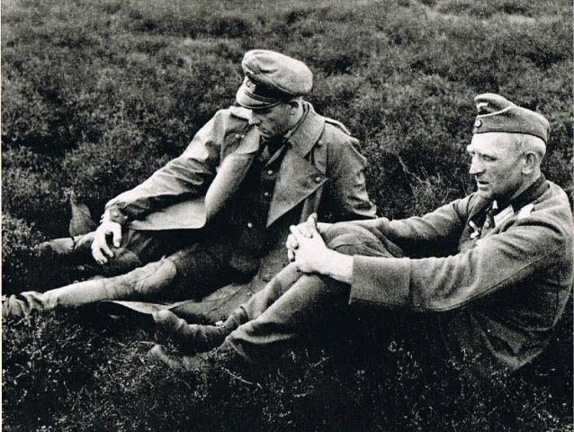 5th Canadian (Armoured) Division liberation of Delfzijl day 1