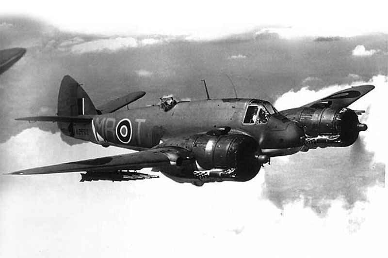 Flight of Bristol Beaufighter  R2068 and unknown rank  unknown name on 1940-11-21