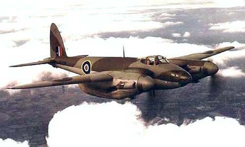 Flight of Mosquito VI HJ658 and Flight Sergeant L J Lowndes on 1943-09-25